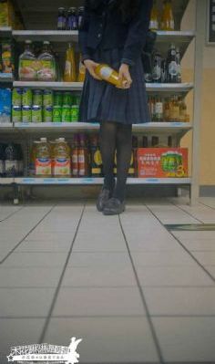 女朋友妈妈去世安慰语_DVD完整版观看