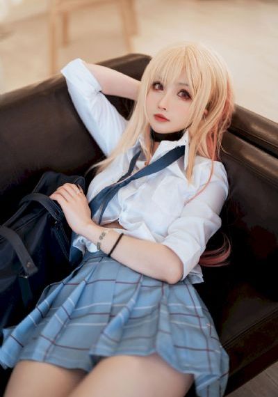 美女光屁股没裤衩_超清免费电视剧
