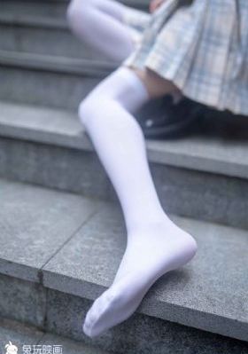 男朋友手伸进胸罩里摸视频_4K神马影院在线