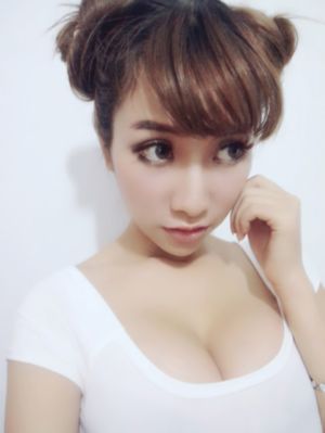 亚洲AⅤ无码一区二区波多野按摩_HD全集在线观看