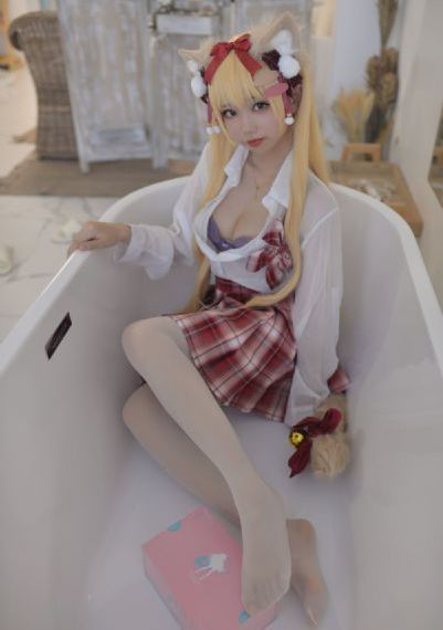 aaak7美国发布旧网址_720全集免费播放